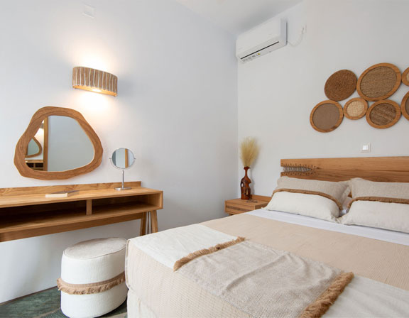 Κυρίως υπνοδωμάτιο με διπλό κρεβάτι